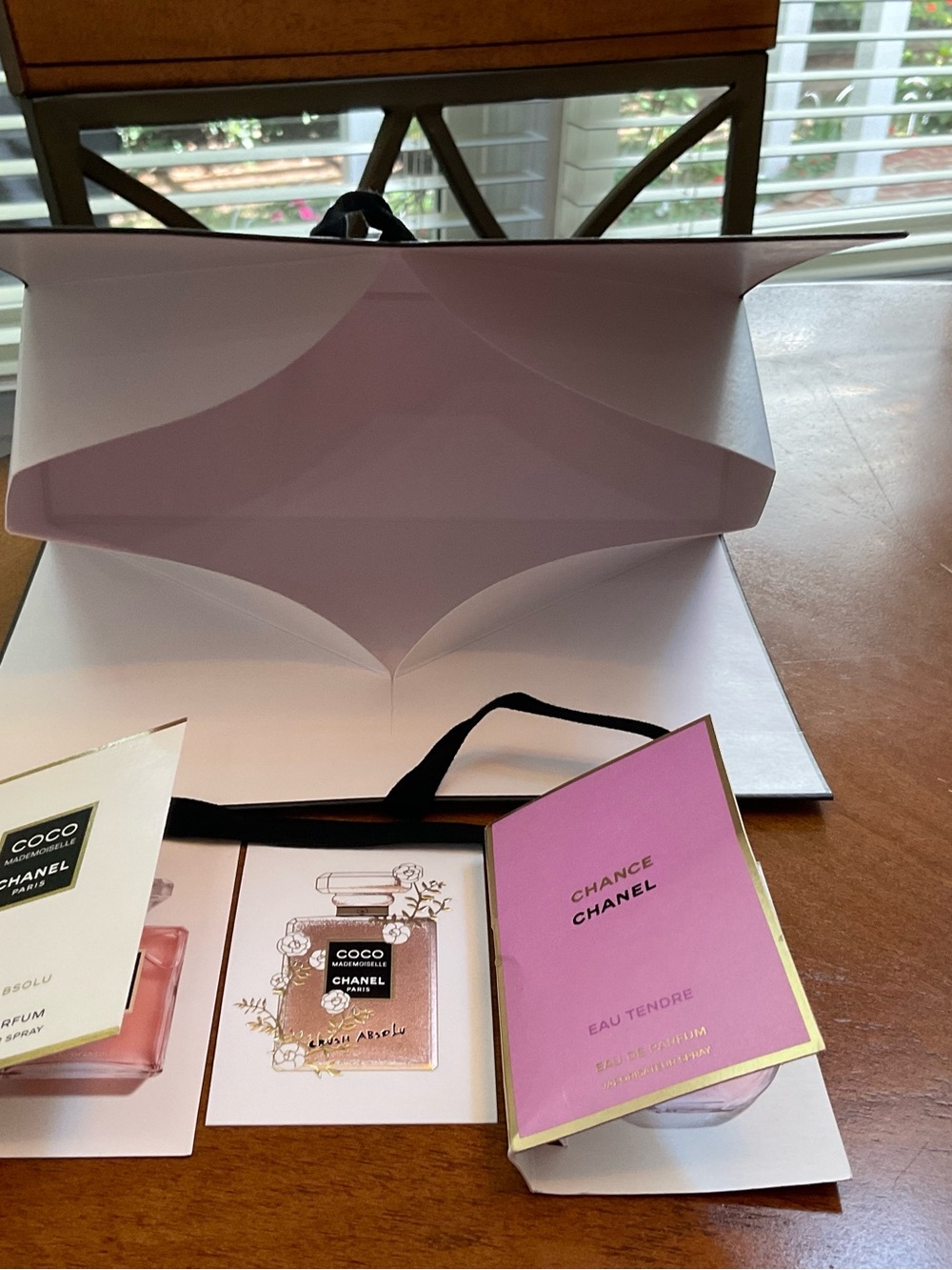 CHANEL Coco Crush Absolu  New Launch plus  gift bag AUTHENTIC NWT
